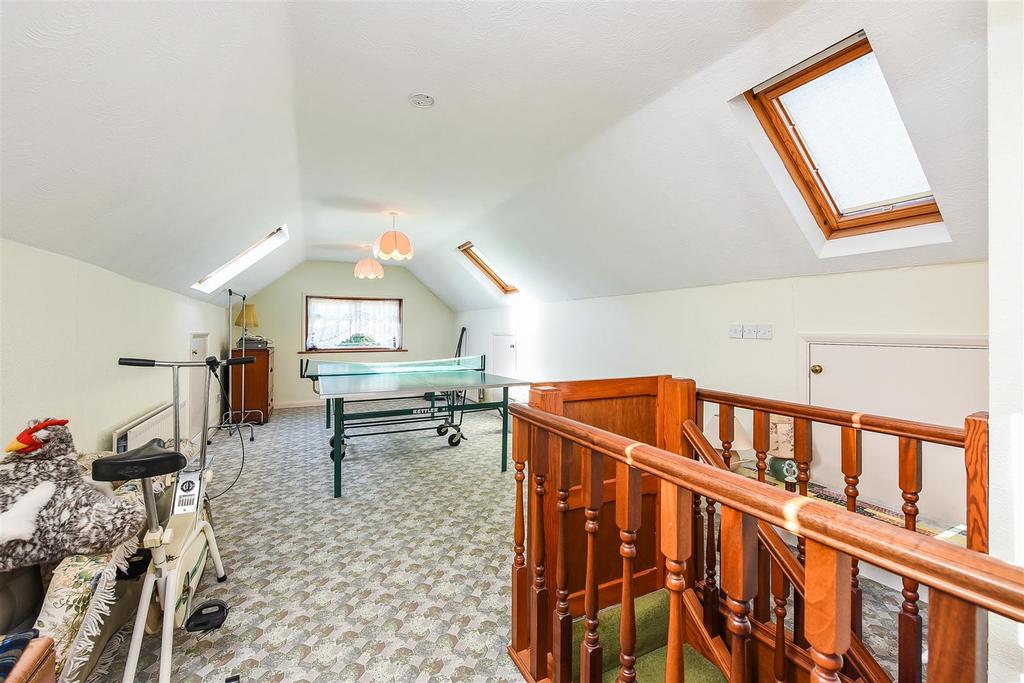 Loft Room/Bedroom 4