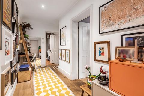 82a Bow Road, London, E3 4DL