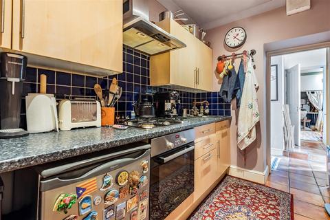 82a Bow Road, London, E3 4DL