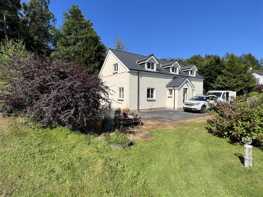 Gwynfe, Llangadog 4 bed property with land for sale £569,500