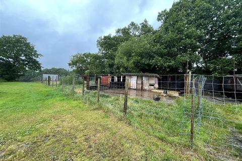 5 bedroom property with land for sale - Wernddu Road, Ammanford