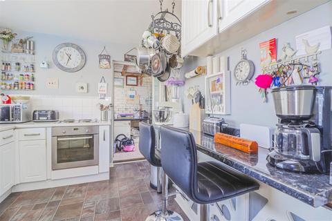 39 Saffron Close, Hoddesdon, EN11 8QZ