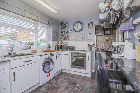39 Saffron Close, Hoddesdon, EN11 8QZ
