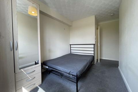 1 bedroom in a house share to rent - Angus Court, West Town, Peterborough, PE3 6BE