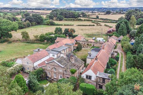 2 Plompton Square, Plompton, Knaresborough, HG5 8LZ