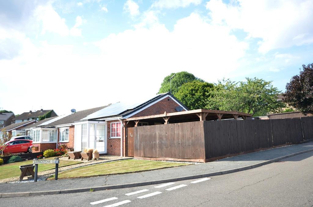 Livingstone Close, Rothwell, Kettering 2 bed semidetached bungalow £