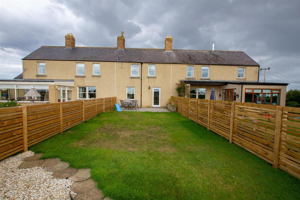 Heathery Tops Farm Cottage, Scremerston 2 bed terraced house for sale