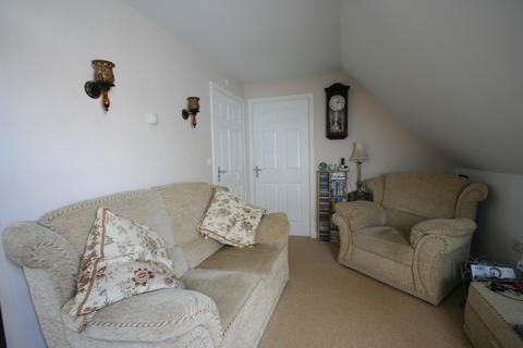 1 bedroom coach house to rent, The Ride, Desborough, Kettering, Northamptonshire. NN14 2HZ