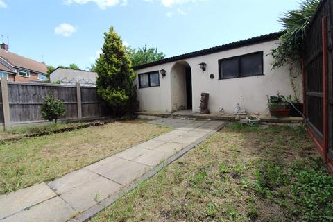 108 Nether Priors, Basildon, SS14 1LT
