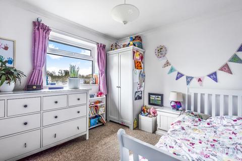 3 Abbotts Place, Chesham, HP5 3HL