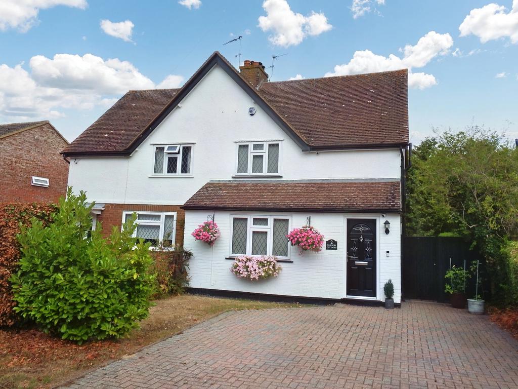 Nursery Cottages, Symonds Green, Stevenage, Herts, SG1 3 bed semi