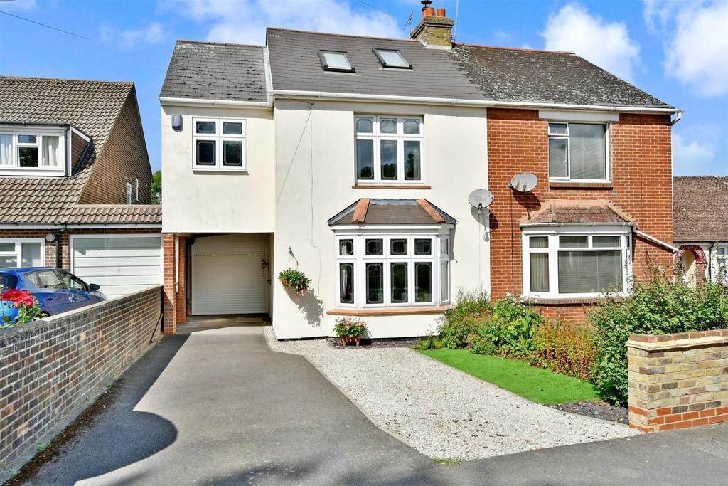 Bredhurst Road, Wigmore, Gillingham... 4 bed semidetached house £500,000