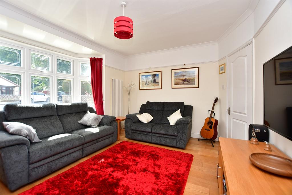 Bredhurst Road, Wigmore, Gillingham... 4 bed semidetached house £500,000