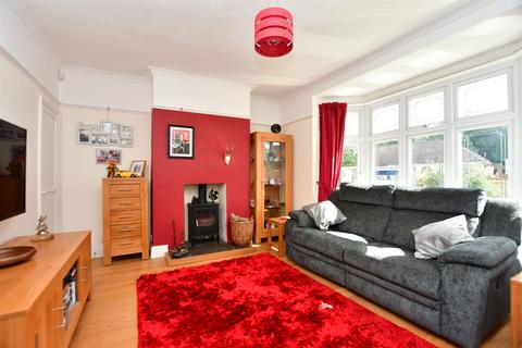 146 Bredhurst Road, Gillingham, ME8 0QU