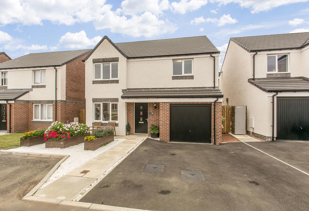 28 Rosslyn Crescent, Kirkcaldy, Fife 4 bed detached house £260,000