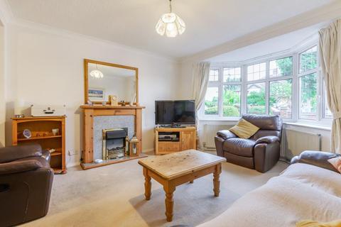 37 Queens Way, Feltham, TW13 7NS