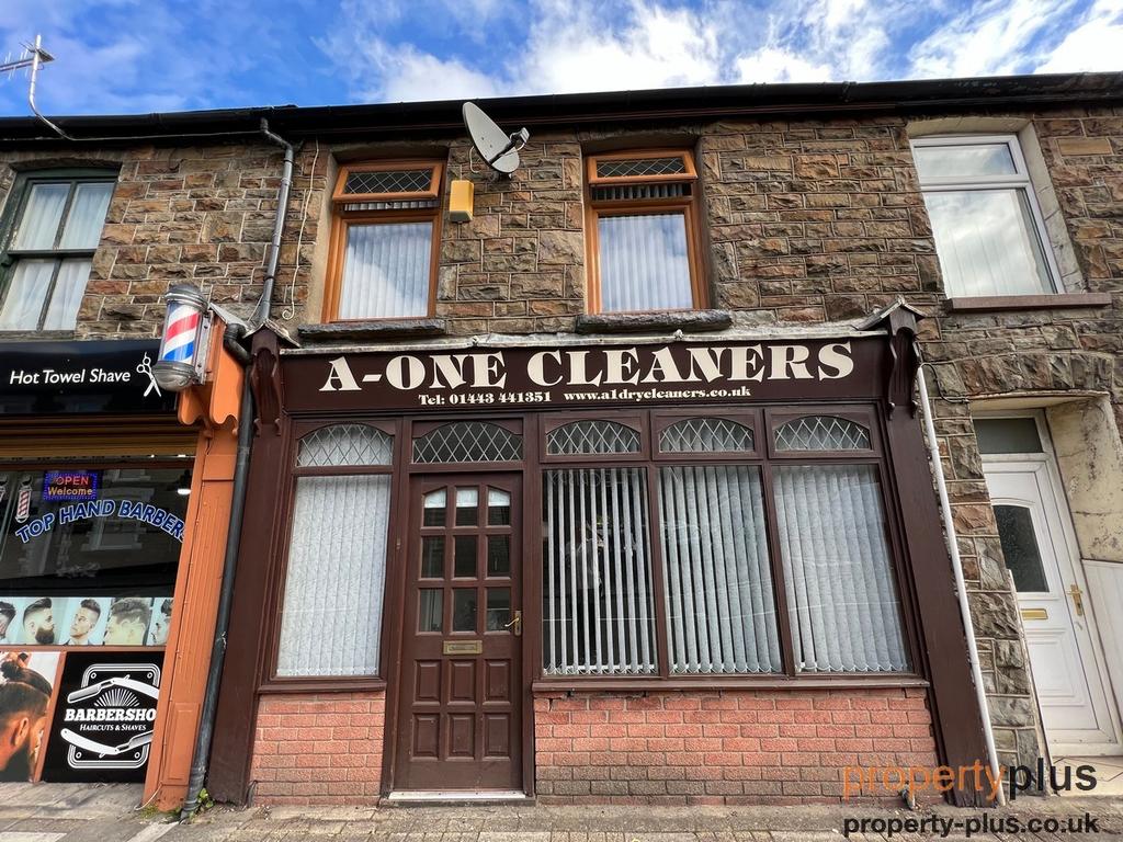 Gelli Road Gelli Gelli Retail property (high street) for sale £135,000