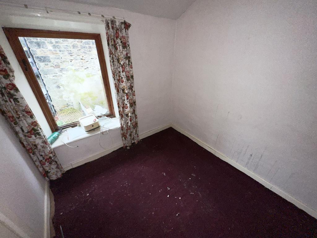 Photograph 12