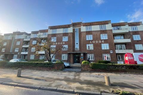3 bedroom apartment for sale - Brook Lodge, Golders Green, London, NW11