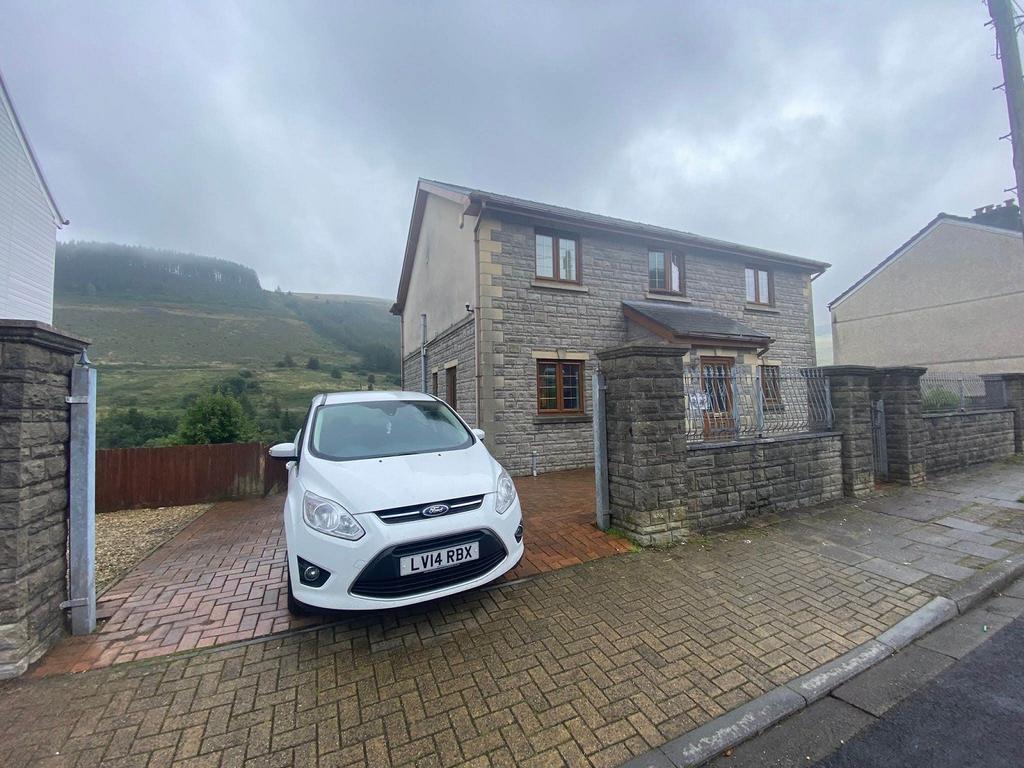 Park Road, Treorchy, Rhondda Cynon Taff. CF42 6LD 6 bed detached house