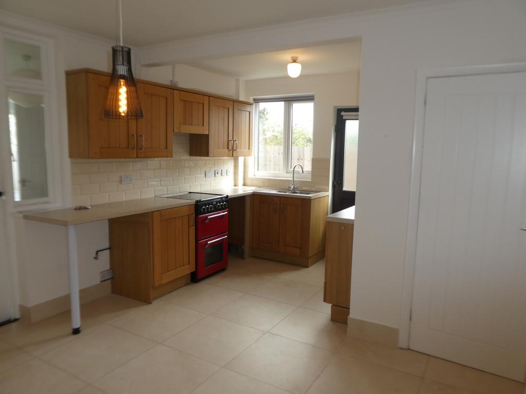 Ash Green Lane, COVENTRY, CV7 9AH 3 bed semidetached house £875 pcm