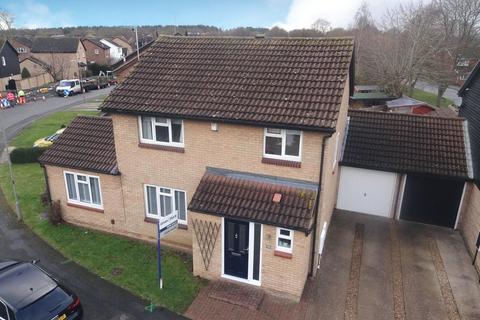 4 bedroom detached house for sale - Sunridge Close, Newport Pagnell, Milton Keynes, Bucks, MK16