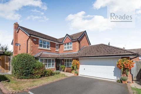 4 bedroom detached house for sale, Cwrt Ogwen, Hawarden CH5 3