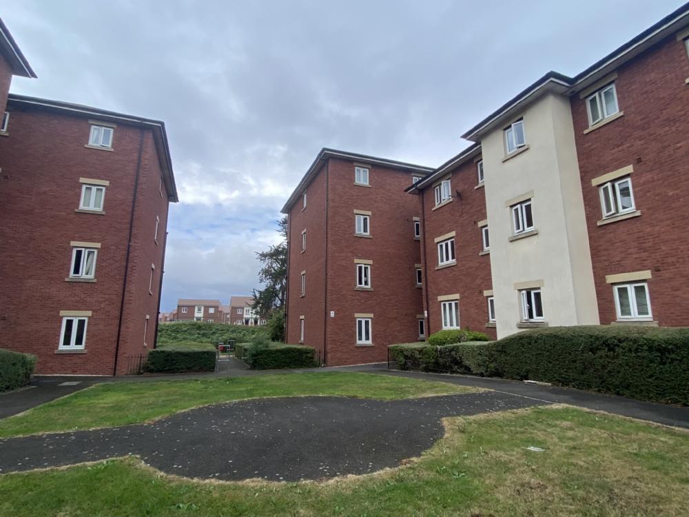 Charlotte Court, Highbridge Quay 2 bed flat £650 pcm (£150 pw)