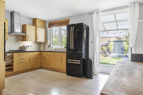 28 Woldham Road, Bromley, BR2 9LA