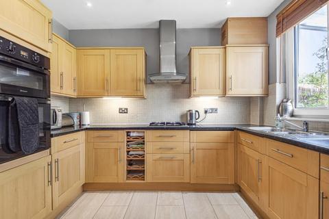 28 Woldham Road, Bromley, BR2 9LA