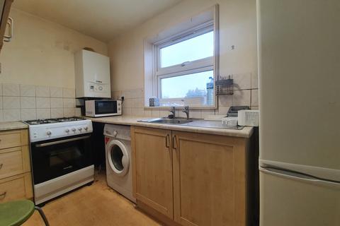 1 bedroom flat to rent, Holloway Road, London N19