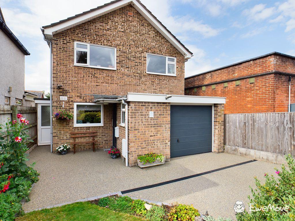 Donaldson Road, Salisbury SP1 3DA 4 bed detached house £550,000