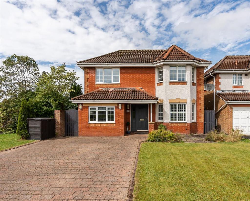 Oldwood Place, Livingston 4 bed house £325,000