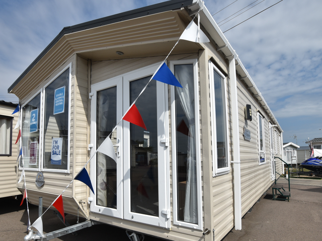 Martello Beach Clacton On Sea 2 Bed Static Caravan £39995