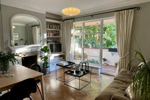 undefined, Sheen Court, Richmond, TW10