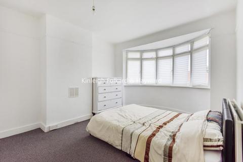 25 Oakdene Avenue, Chislehurst, BR7 6DY