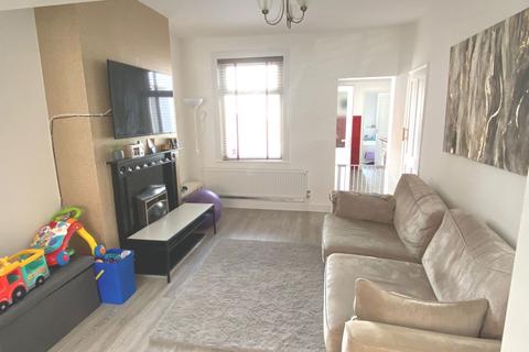 93 Abbey Road, Northampton, NN4 8EY