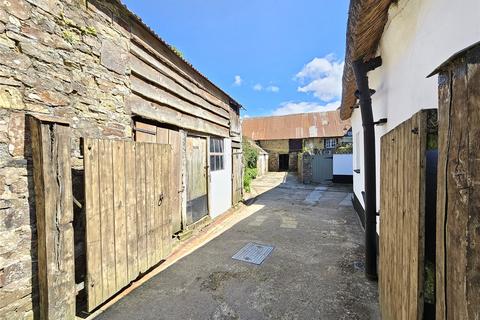 5 bedroom end of terrace house for sale, Winkleigh, Devon