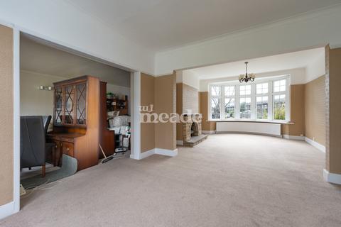 59 Kings Road, Chingford, London, E4 7HP