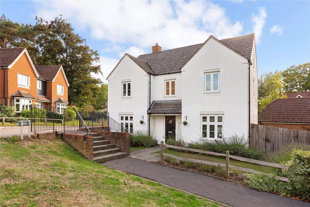 New Heritage Way, North Chailey... 4 bed detached house £675,000