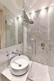 2 bedroom flat to rent, Hans Crescent, Knightsbridge, London