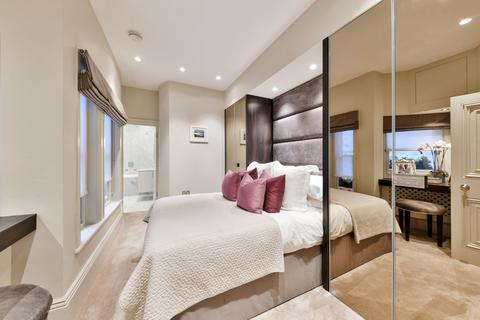 undefined, Hans Crescent, Knightsbridge, London