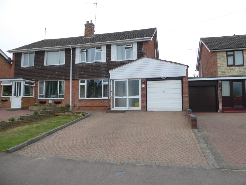 Nursery Drive, Banbury 3 bed semidetached house £365,000