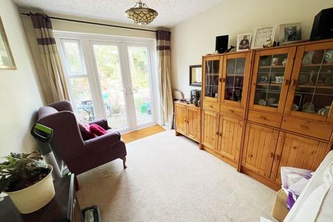 6 The Green, Kingsthorpe, Northampton, NN2 6QD