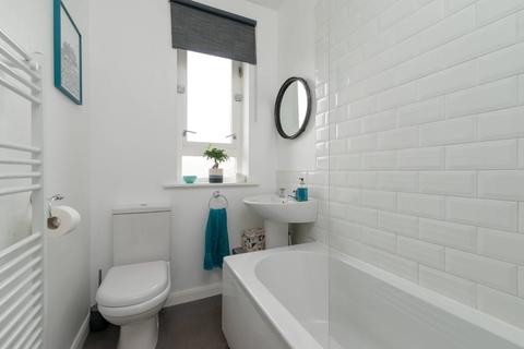 6/6 Loaning Crescent, Edinburgh, EH7 6JT