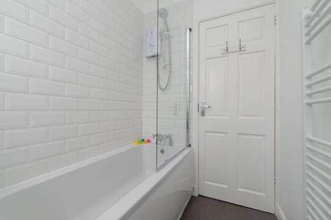 6/6 Loaning Crescent, Edinburgh, EH7 6JT