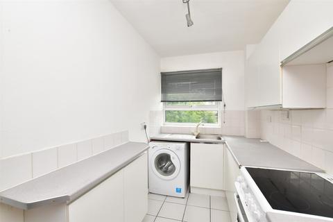31 Audley Place, Sutton, SM2 6RW