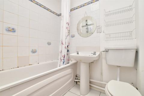 31 Audley Place, Sutton, SM2 6RW