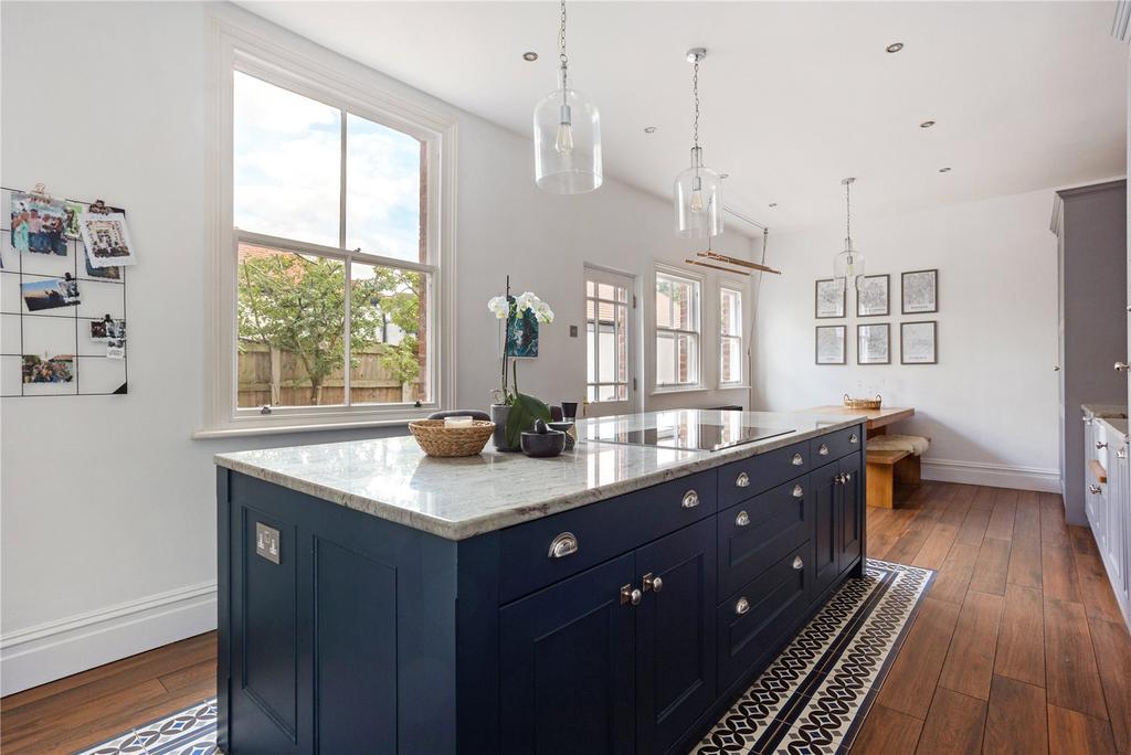 Grappenhall Road, Stockton Heath, Warrington, WA4 5 bed semidetached