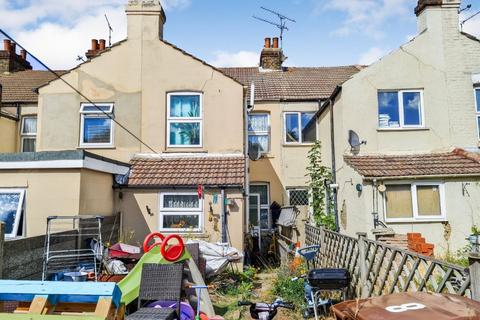 8 Hamilton Road, Gillingham, ME7 1QJ